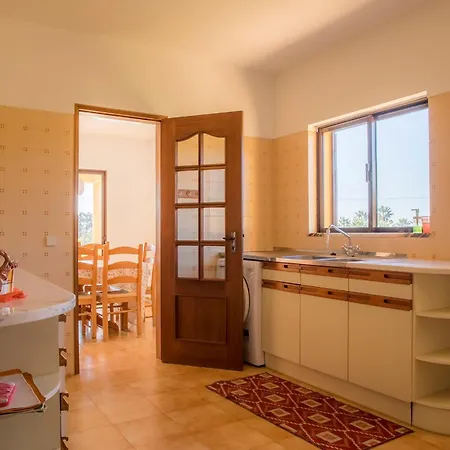 D05 - Amadeus Sunset