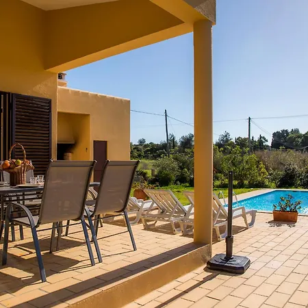 D05 - Amadeus Sunset