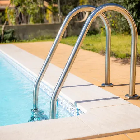 D05 - Amadeus Sunset